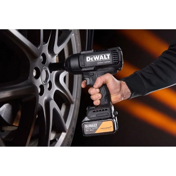 Фото - Набор электроинструментов DeWALT McLaren F1 TEAM SPECIAL EDITION (DCK3222MP2T)